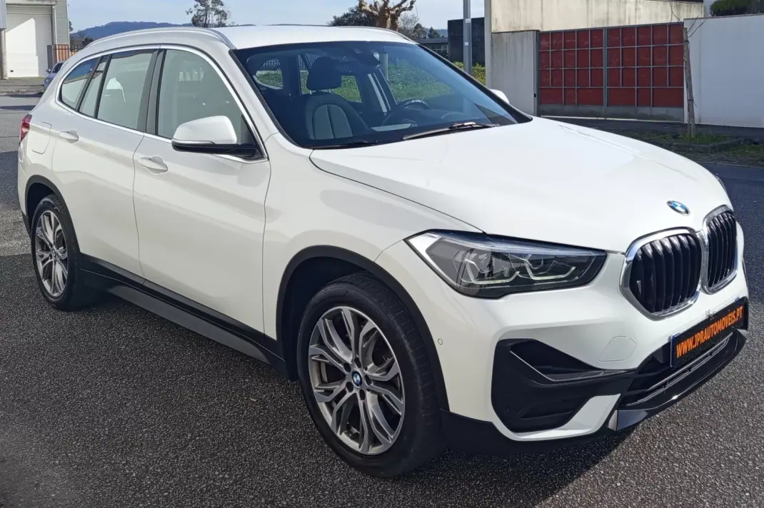 BMW X1 2021 - 23490 EUR, 73500 km - AUTO.MOTO.pt - 73500km - foto 3 de 16