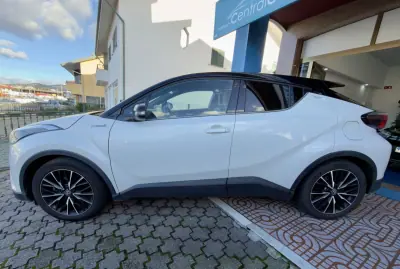 Toyota C-HR 2019 - 23950 EUR, 95000 km - AUTO.MOTO.pt - 95000km - foto 6 de 27