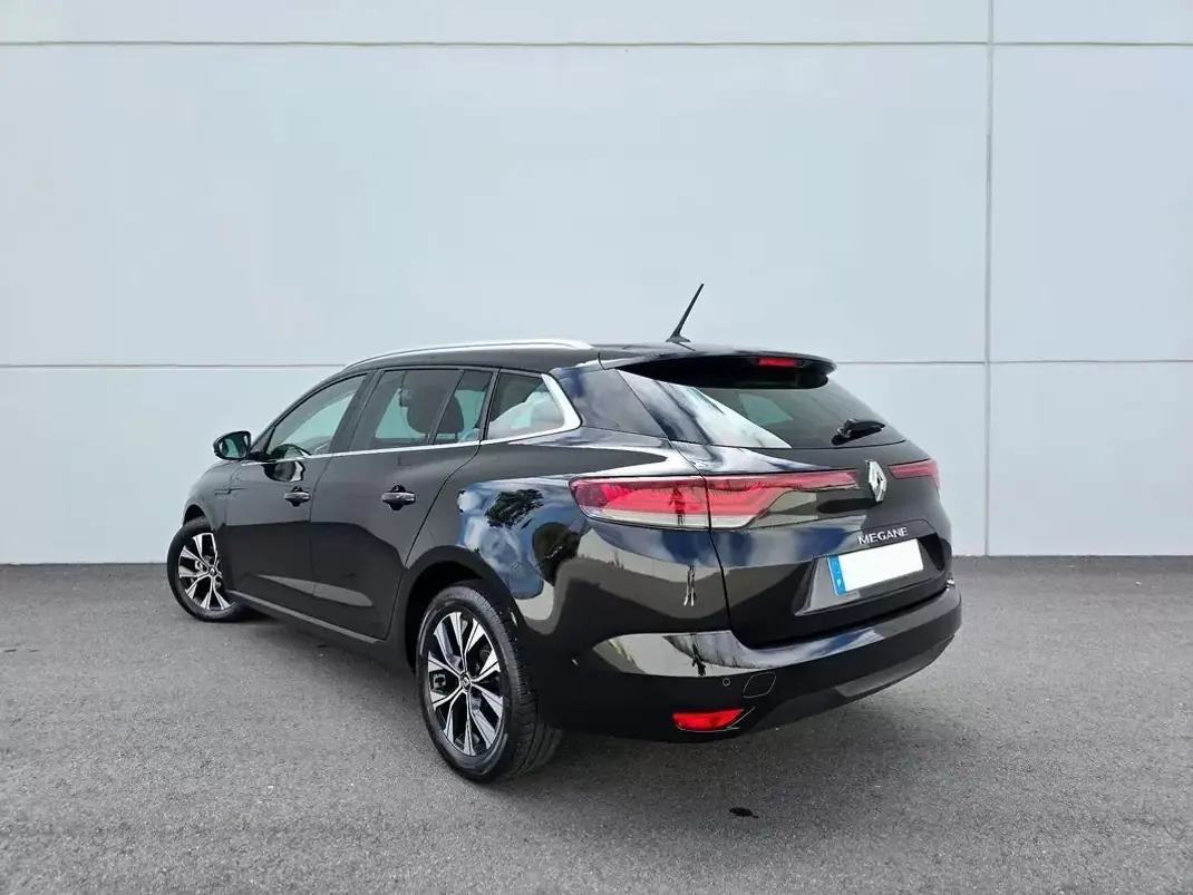 Renault Mégane 2021 - 15400 EUR, 63000 km - 63000km - foto 6 de 29