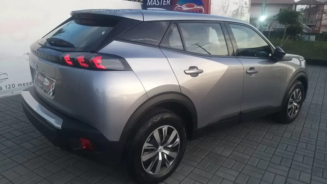 Peugeot 2008 2023 - 18250 EUR, 30000 km - AUTO.MOTO.pt - 30000km - foto 35 de 44