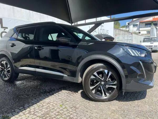 Peugeot 2008 2021 - 21900 EUR, 168000 km - AUTO.MOTO.pt - 168000km - foto 2 de 11
