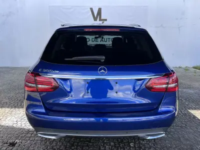 Mercedes-Benz C 300 2020 - 28499 EUR, 118000 km - AUTO.MOTO.pt - 118000km - foto 6 de 26