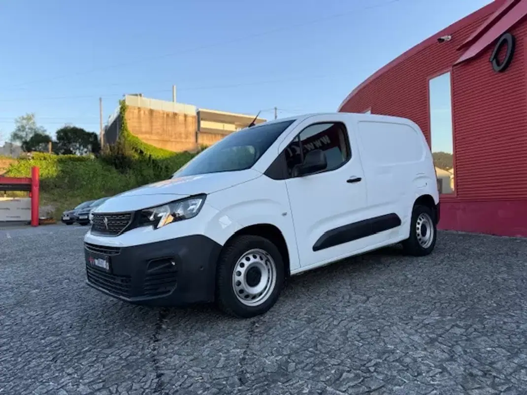 Peugeot PARTNER 1.5 HDI PRO LONGA L2H1 2020 - 11900 EUR, 177000 km - AUTO.MOTO.pt - 177000km - foto 8 de 14