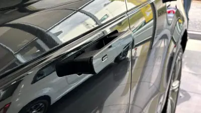 Land Rover Range Rover Velar 2019 - 37500 EUR, 96232 km - AUTO.MOTO.pt - 96232km - foto 29 de 31