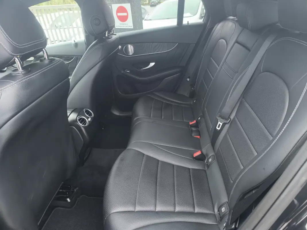 Mercedes-Benz GLC 350 2018 - 44900 EUR, 106000 km - AUTO.MOTO.pt - 106000km - foto 27 de 42
