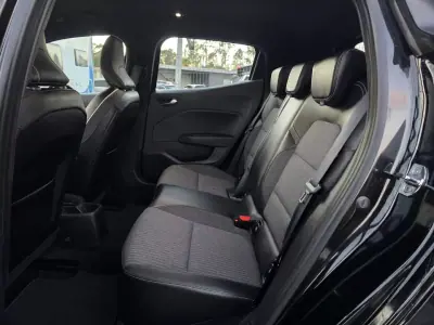 Renault Clio 2022 - 14500 EUR, 104000 km - AUTO.MOTO.pt - 104000km - foto 40 de 43