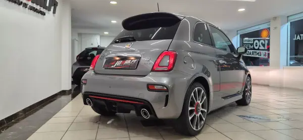Abarth 595 2021 - 19990 EUR, 52913 km - AUTO.MOTO.pt - 52913km - foto 9 de 36