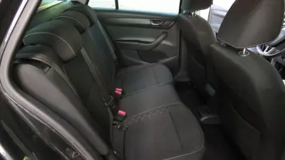 Skoda Fabia Break 2015 - 11800 EUR, 116000 km - 116000km - foto 25 de 29