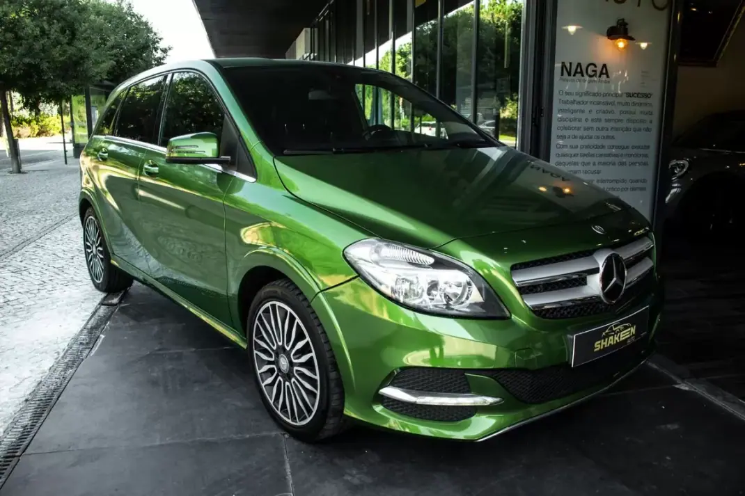 Mercedes-Benz B 250 2017 - 13990 EUR, 85144 km - AUTO.MOTO.pt - 85144km - foto 12 de 44