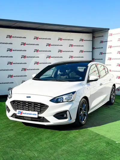 Ford Focus 2019 - 15500 EUR, 124230 km - 124230km - foto 1 de 26