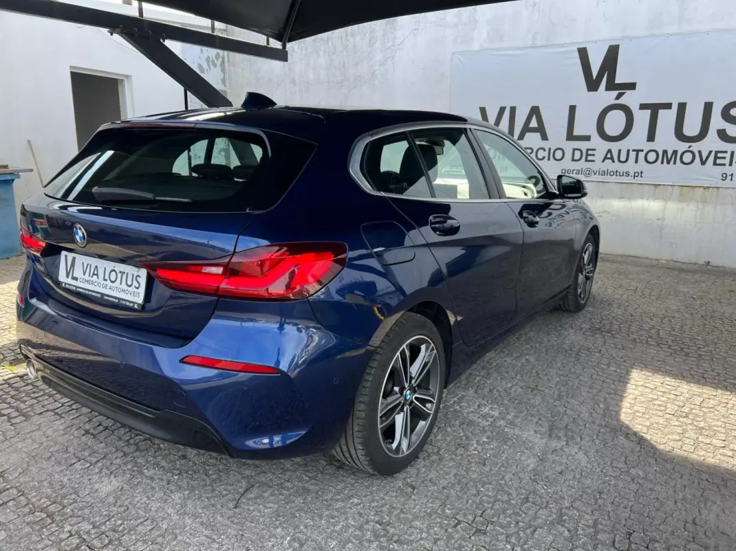 BMW 118 2020 - 22800 EUR, 116000 km - AUTO.MOTO.pt - 116000km - foto 11 de 15
