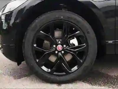 Jaguar I-Pace 2019 - 25000 EUR, 83000 km - AUTO.MOTO.pt - 83000km - foto 6 de 9