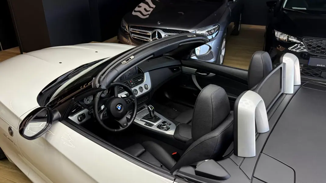 BMW Z4 2011 - 29990 EUR, 117000 km - 117000km - foto 26 de 57