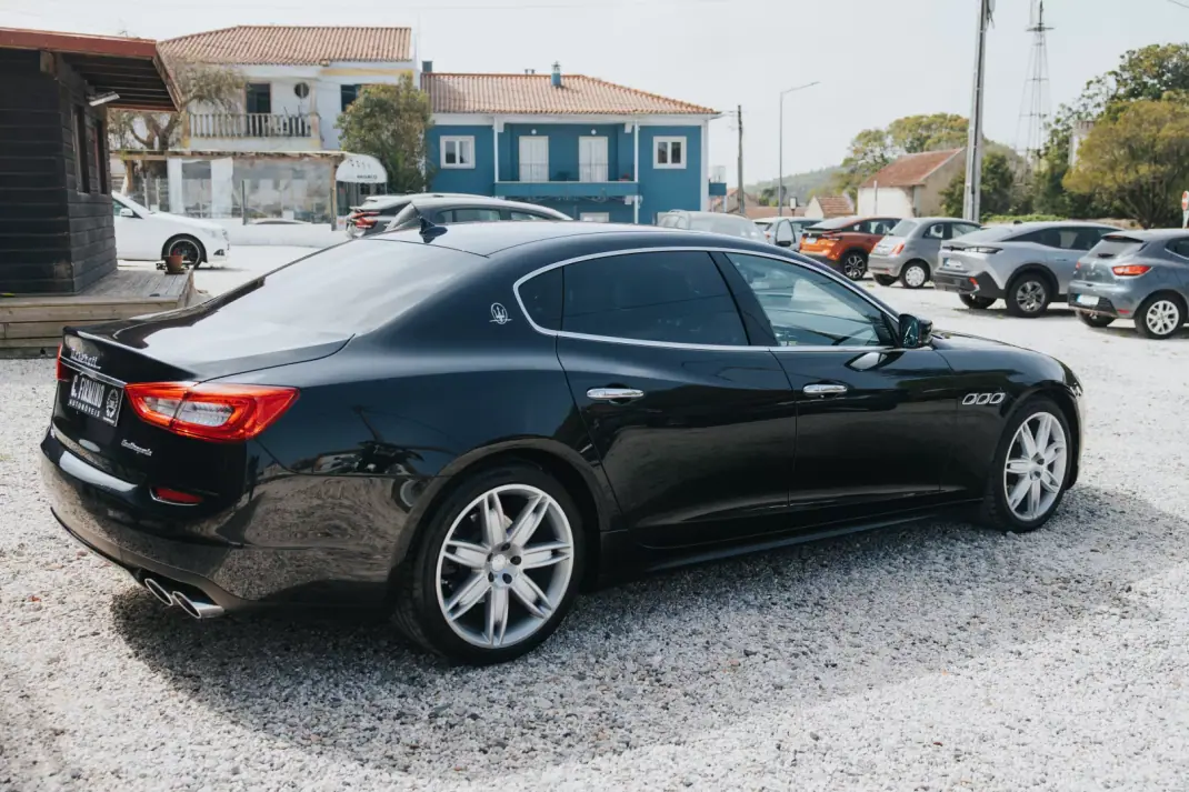 Maserati Quattroporte 2014 - 38900 EUR, 67105 km - AUTO.MOTO.pt - 67105km - foto 16 de 46