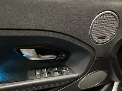 Land Rover Range Rover Evoque 2015 - 17950 EUR, 254700 km - AUTO.MOTO.pt - 254700km - foto 15 de 20