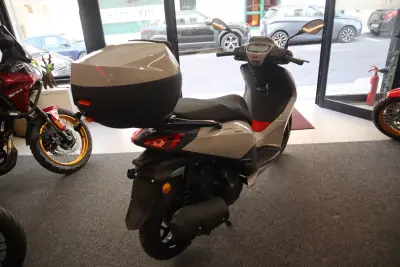 SWM 2026 - 2590 EUR, 1 km - foto 3 de 11