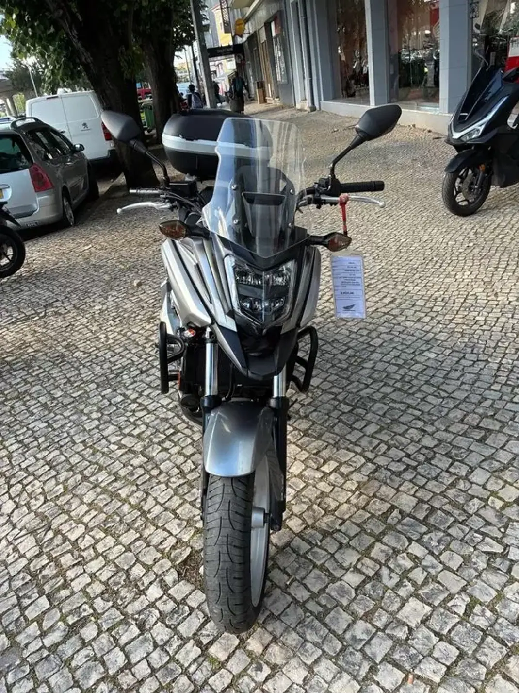Honda NC750X 2017 - 5650 EUR, 38261 km - AUTO.MOTO.pt - 38261km - foto 7 de 14
