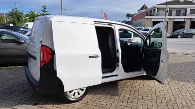 Mercedes-Benz Benz Citan Furgão 110 CDI/27 2025 - 24900 EUR, 20602 km - AUTO.MOTO.pt - 20602km - foto 3 de 34