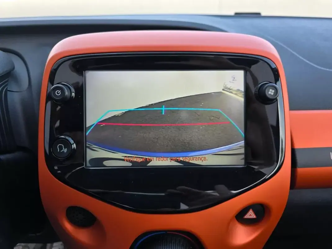 Citroën C1 2018 - 9900 EUR, 84800 km - AUTO.MOTO.pt - 84800km - foto 25 de 40