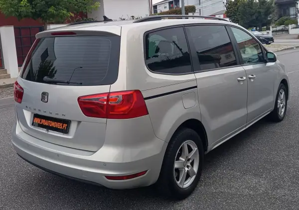 SEAT Alhambra 2011 - 12900 EUR, 199000 km - AUTO.MOTO.pt - 199000km - foto 7 de 20