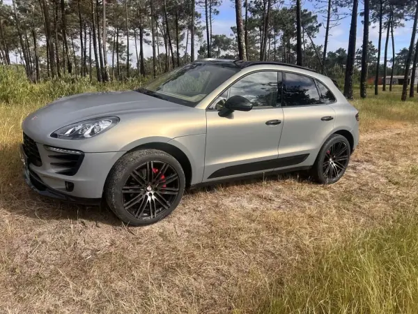 Porsche Macan 2016 - 42900 EUR, 145000 km - AUTO.MOTO.pt - 145000km - foto 4 de 25