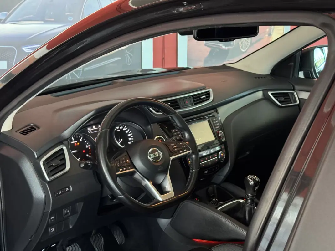 Nissan Qashqai 2018 - 16990 EUR, 168662 km - AUTO.MOTO.pt - 168662km - foto 16 de 21