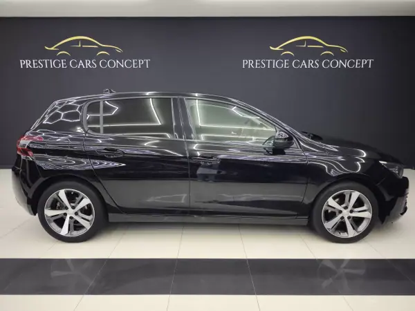 Peugeot 308 2017 - 13950 EUR, 183610 km - AUTO.MOTO.pt - 183610km - foto 2 de 45