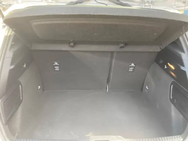 Ford Focus 2023 - 20590 EUR, 37780 km - AUTO.MOTO.pt - 37780km - foto 23 de 23