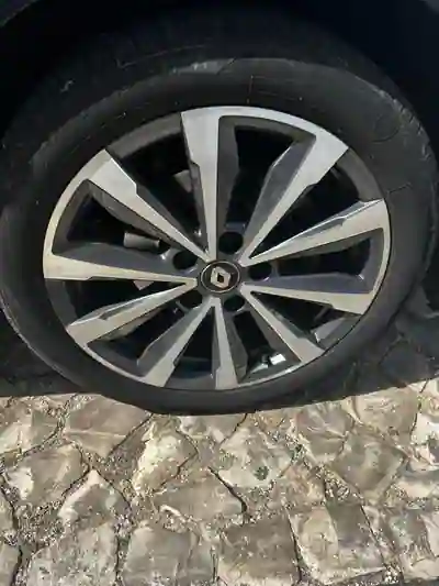 Renault Mégane Sport Tourer 2021 - 16500 EUR, 103500 km - 103500km - foto 5 de 11