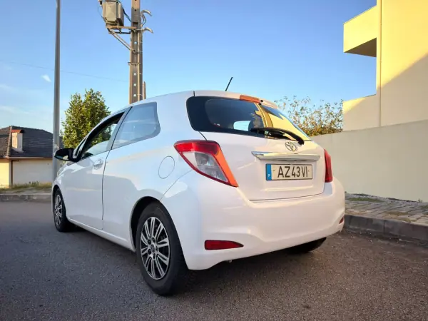 Toyota Yaris 1.4 D-4D Active+AC 2013 Diesel