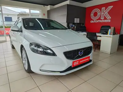 Volvo V40 2013 - 298000km