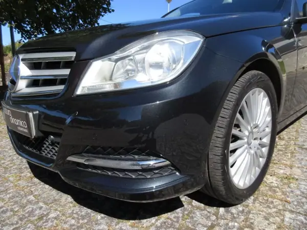 Mercedes-Benz C 180 2012 - 13490 EUR, 240000 km - AUTO.MOTO.pt - 240000km - foto 14 de 47