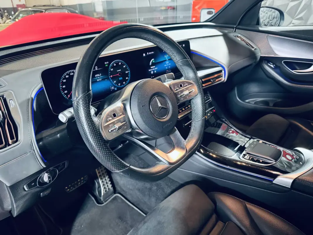 Mercedes-Benz EQC 2020 - 33990 EUR, 96721 km - AUTO.MOTO.pt - 96721km - foto 28 de 33