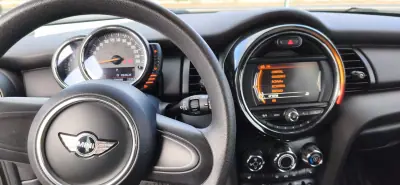 MINI 5 Portas 2016 - 12900 EUR, 190030 km - AUTO.MOTO.pt - 190030km - foto 11 de 12
