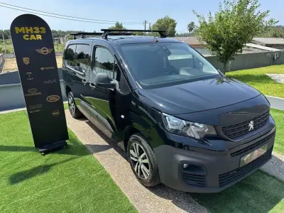 Peugeot Partner 1.5HDI 3lugares 2019 - 12900 EUR, 117000 km - AUTO.MOTO.pt - 117000km - foto 34 de 52