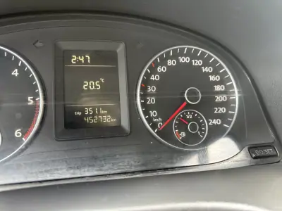 VW Caddy 1.6TDI 2012 - 7900 EUR, 450000 km - AUTO.MOTO.pt - 450000km - foto 29 de 45