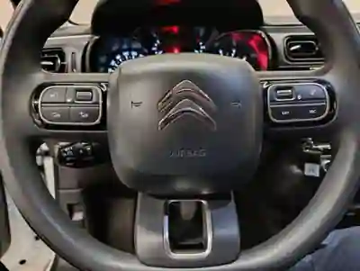 Citroën C3 2019 - 10400 EUR, 82650 km - AUTO.MOTO.pt - 82650km - foto 6 de 13