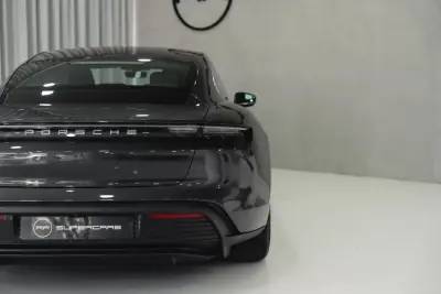 Porsche Taycan 2020 - 59950 EUR, 87282 km - AUTO.MOTO.pt - 87282km - foto 16 de 46