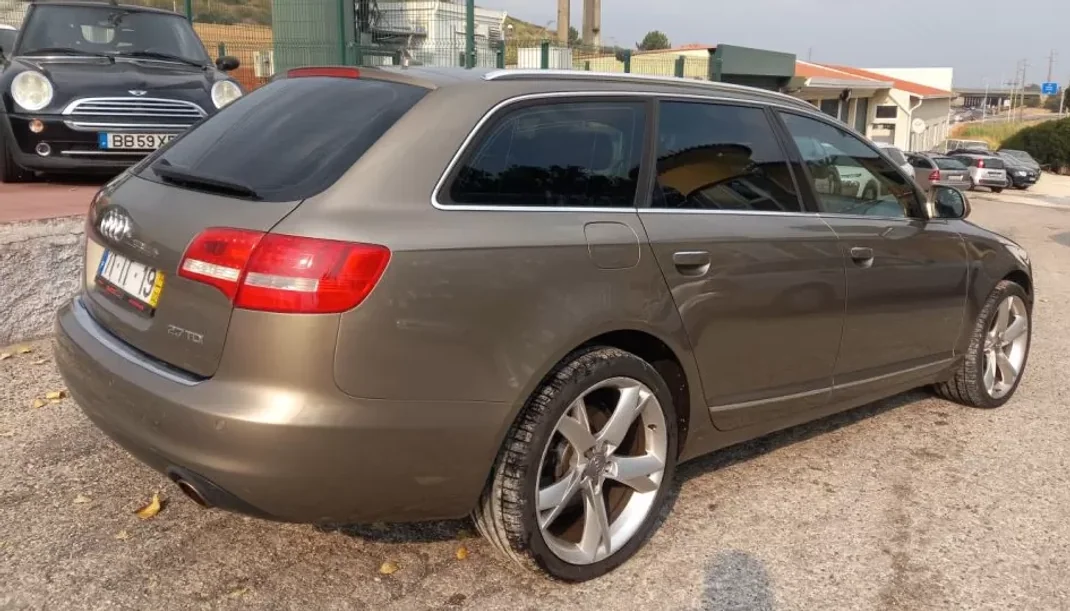 Audi A6 Avant 2010 - 11490 EUR, 266000 km - AUTO.MOTO.pt - 266000km - foto 5 de 28