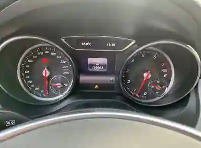Mercedes-Benz CLA 180 2018 - 18990 EUR, 170000 km - AUTO.MOTO.pt - 170000km - foto 5 de 10
