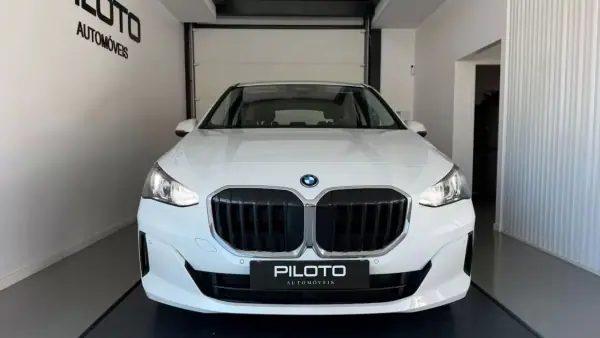 BMW 225xe Active Tourer 2023 - 27990 EUR, 81918 km - 81918km - foto 3 de 27