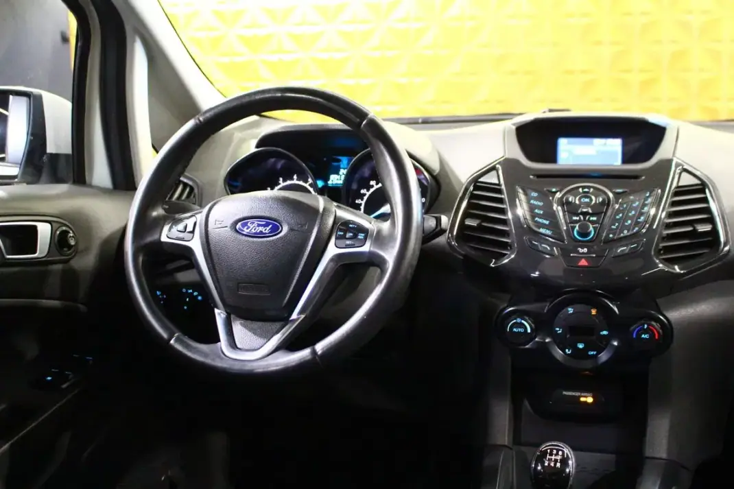 Ford EcoSport 2017 - 9700 EUR, 125000 km - 125000km - foto 14 de 24