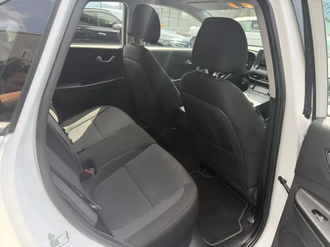 Hyundai Kauai 2021 - 20900 EUR, 33000 km - AUTO.MOTO.pt - 33000km - foto 10 de 11