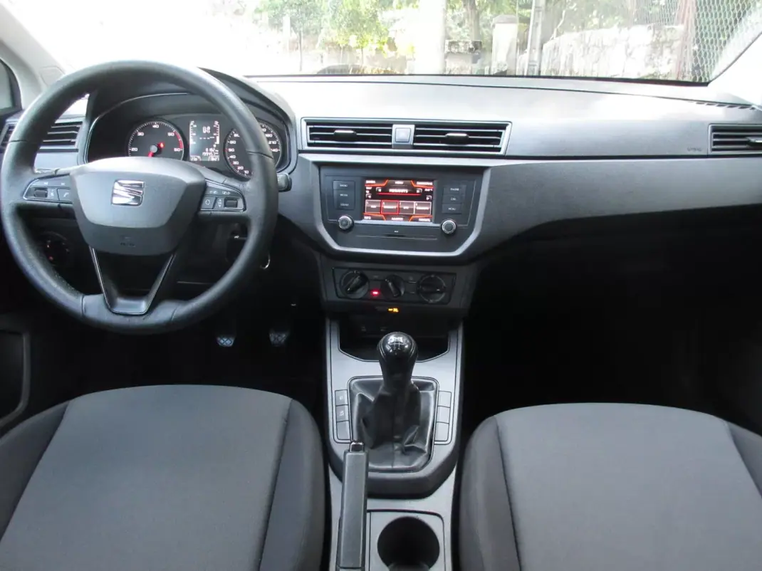 SEAT Ibiza 2018 - 10990 EUR, 195000 km - 195000km - foto 28 de 37