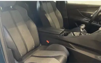 Peugeot 3008 2023 - 19990 EUR, 87660 km - AUTO.MOTO.pt - 87660km - foto 13 de 15