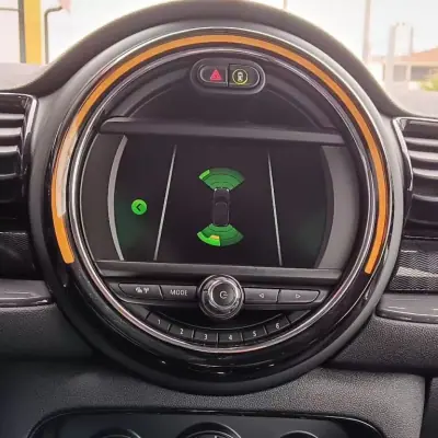 MINI Clubman 2018 — foto 2 de 33
