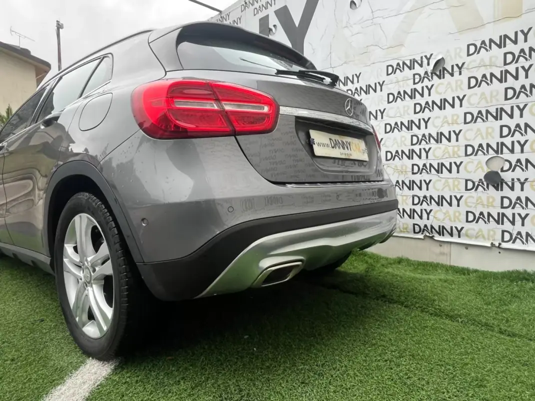 Mercedes-Benz GLA 180 2017 - 18990 EUR, 151000 km - AUTO.MOTO.pt - 151000km - foto 4 de 13