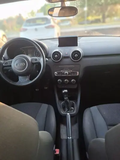 Audi A1 Sportback 2016 - 13500 EUR, 169098 km - 169098km - foto 14 de 17