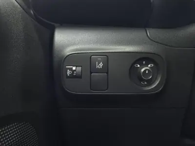 Citroën C3 2018 - 9950 EUR, 133750 km - AUTO.MOTO.pt - 133750km - foto 29 de 43