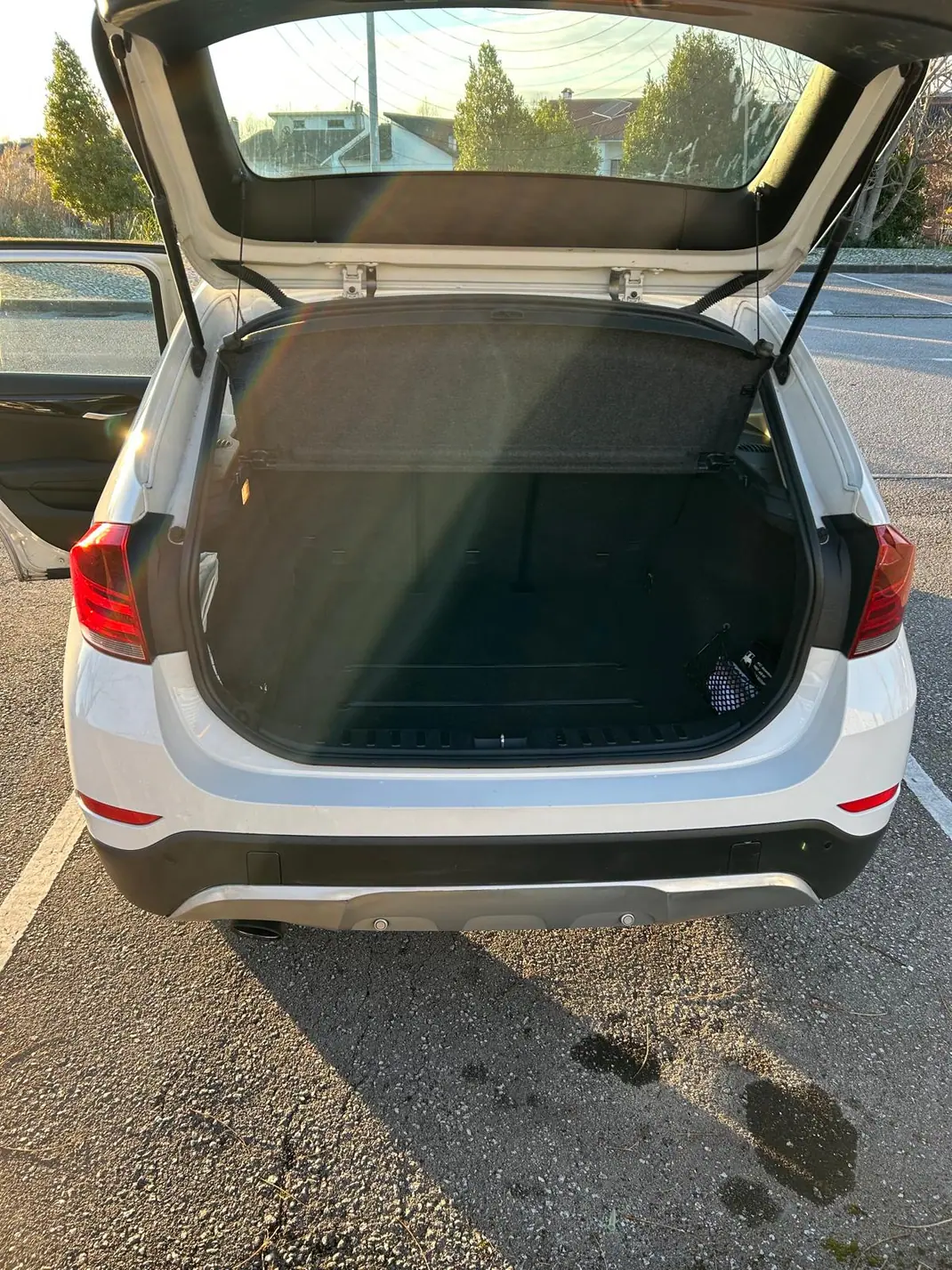 BMW X1 2013 - 13950 EUR, 173000 km - AUTO.MOTO.pt - 173000km - foto 6 de 11